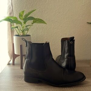 Frye Men’s Tyler leather Chelsea boots